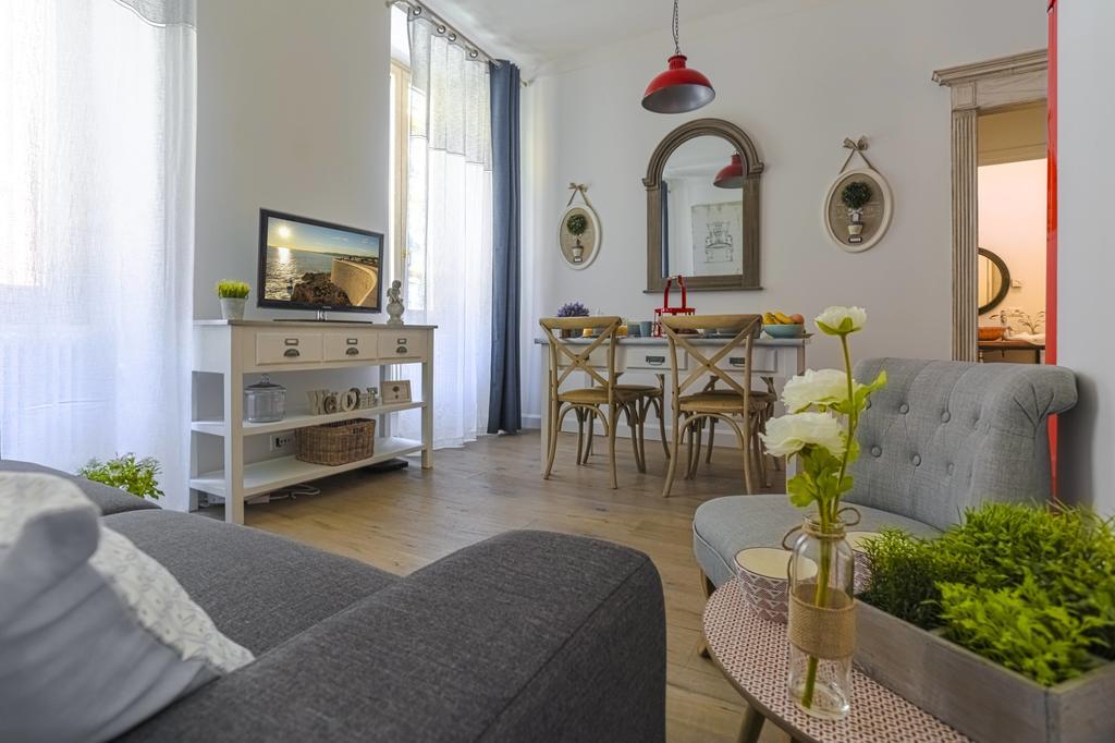 Cassini Gt - 1 Bedroom - Balcony - Place Garibaldi Ницца Экстерьер фото